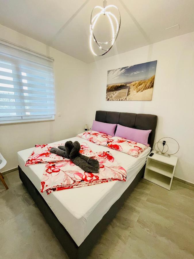 Trogir Apartment Nela Eksteriør billede